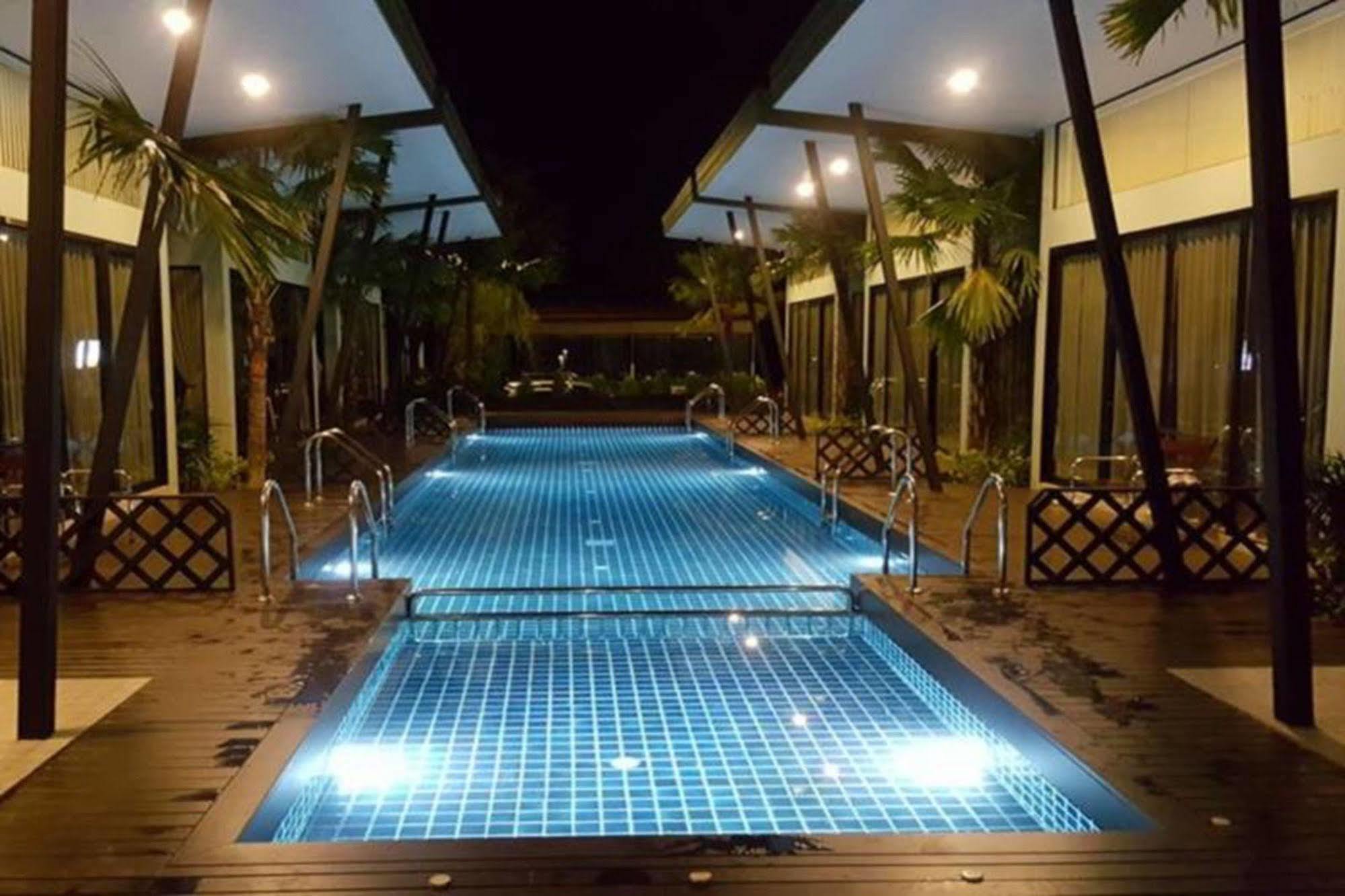 Jasmine Resort And Spa Khanom Esterno foto